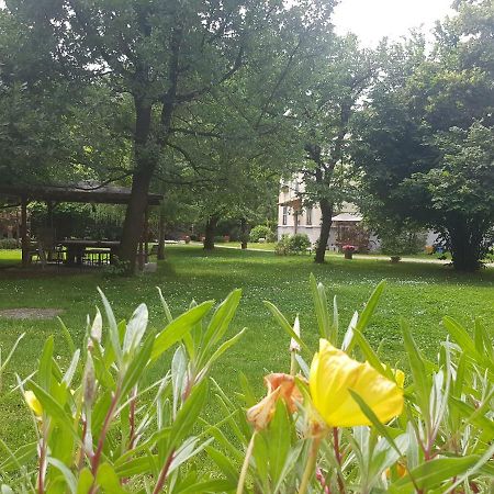 Le Case Nel Bosco Vanzago Kültér fotó